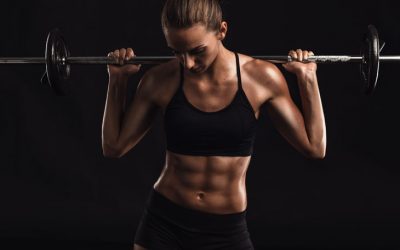 Musculação feminina: a prática e suas reações corporais