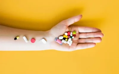 Posso tomar relaxante muscular depois do treino? Entenda os riscos e alternativas